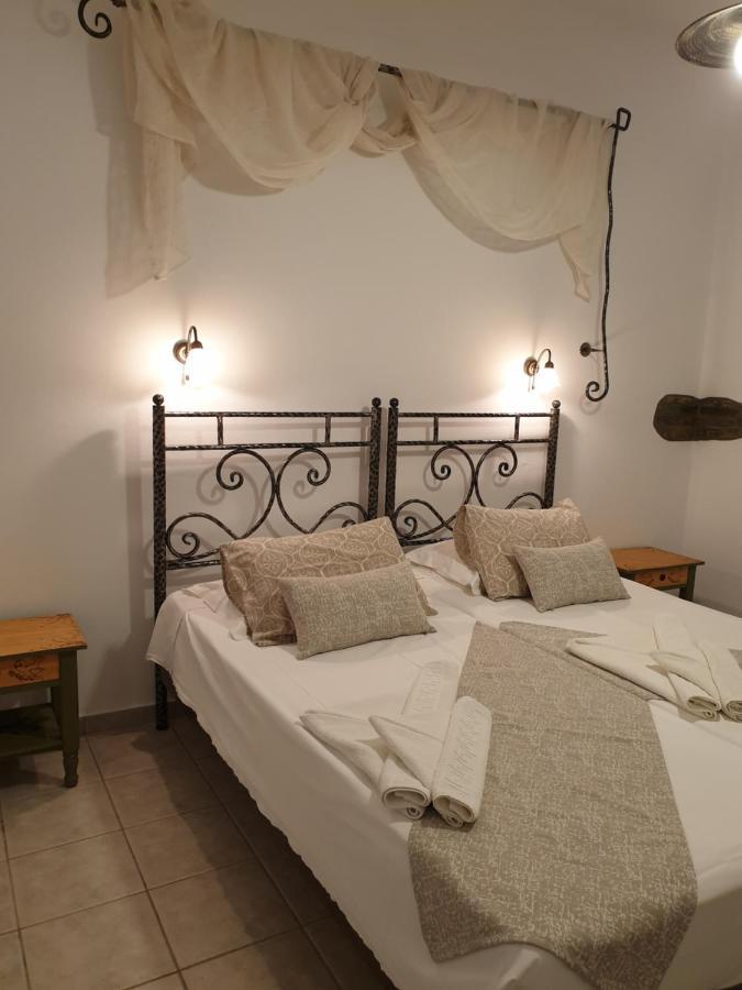Sifnos Hotel Benaki Platis Gialos  Екстериор снимка