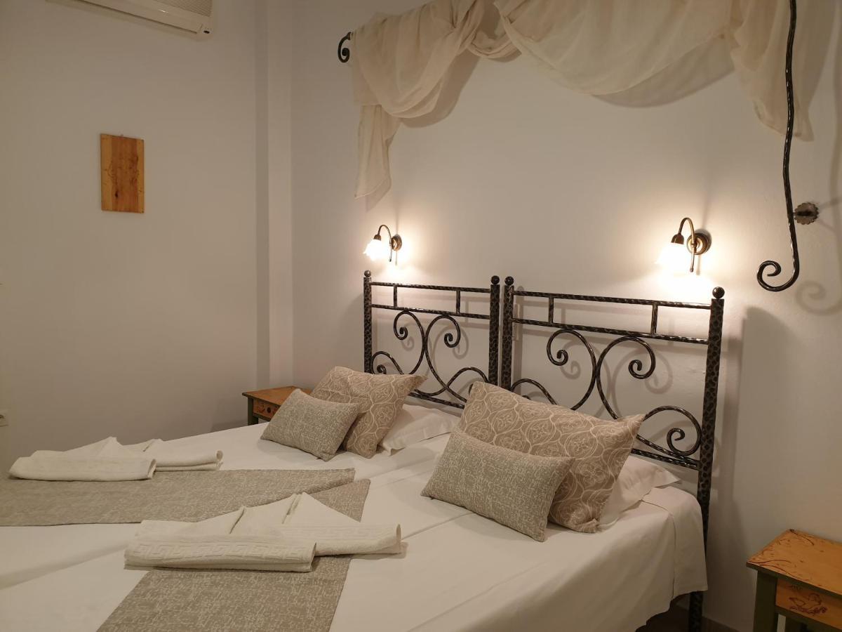 Sifnos Hotel Benaki Platis Gialos  Екстериор снимка