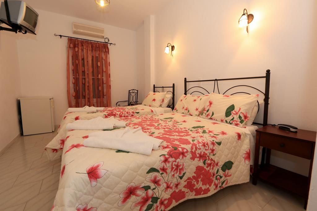 Sifnos Hotel Benaki Platis Gialos  Екстериор снимка