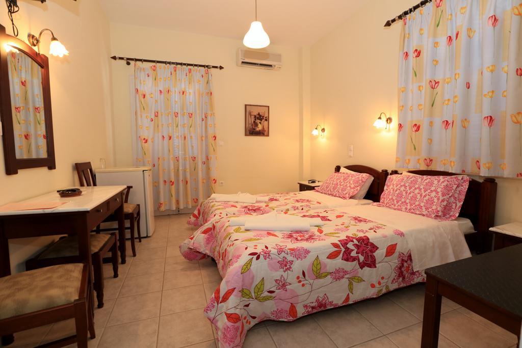Sifnos Hotel Benaki Platis Gialos  Екстериор снимка