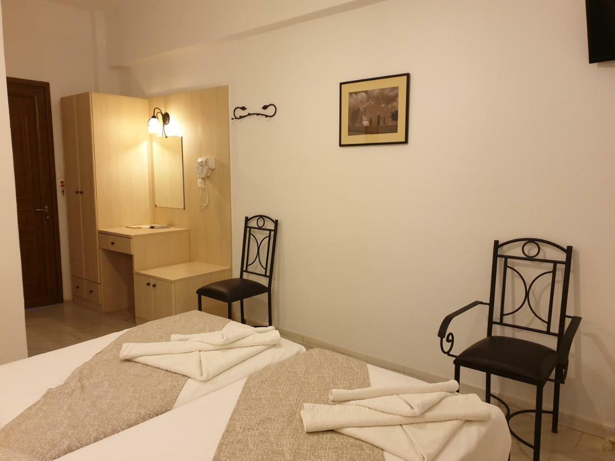 Sifnos Hotel Benaki Platis Gialos  Екстериор снимка